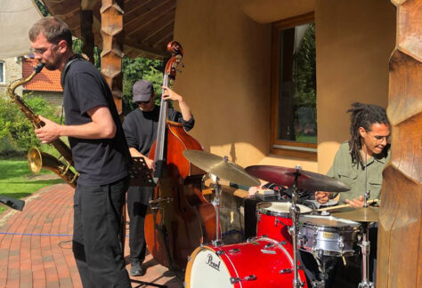 Jazztrio Projektor