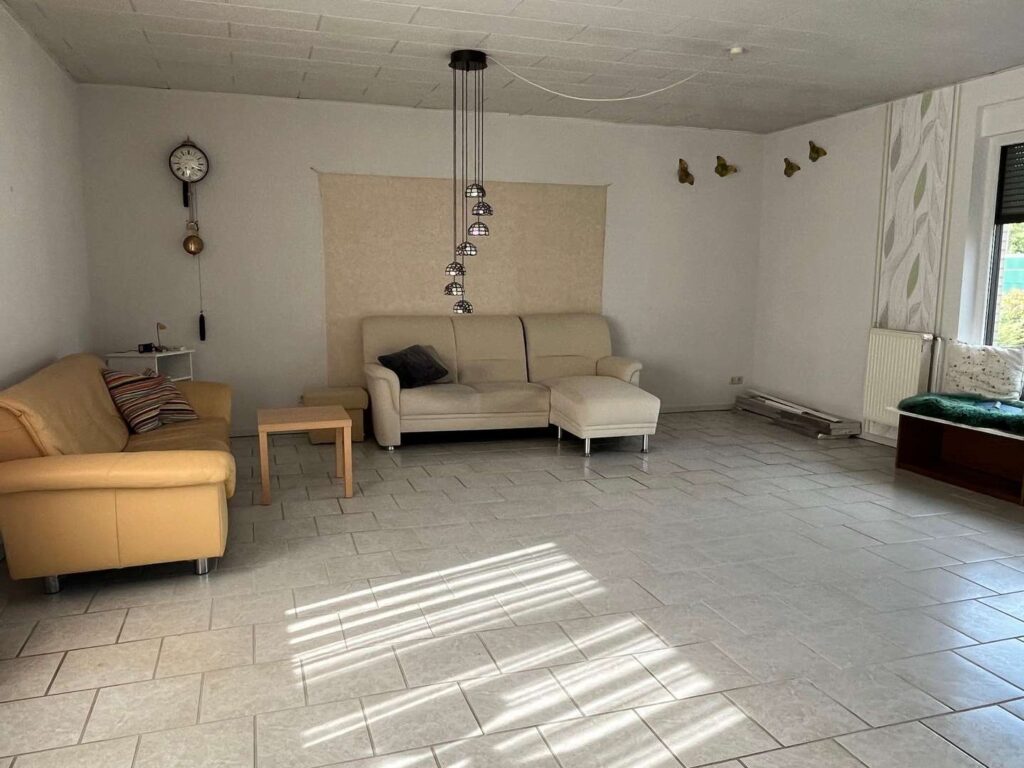 innenansicht_wohnzimmereinliegerwohnung-xl