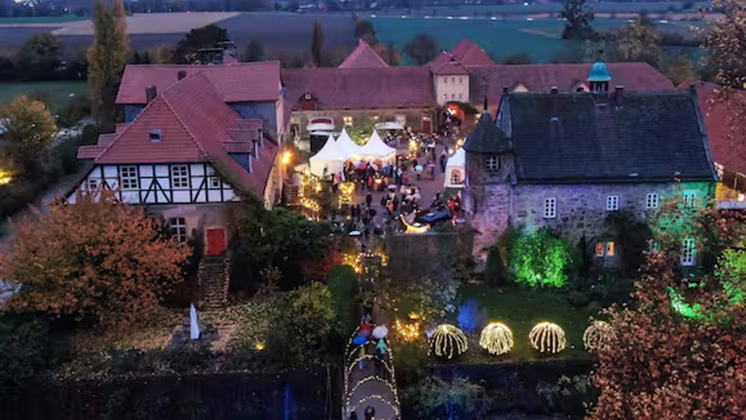 Novemberlicht auf Rittergut Remeringhausen