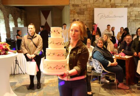 QZTUEOWGVRDA5BQ6HK2D57JLIA