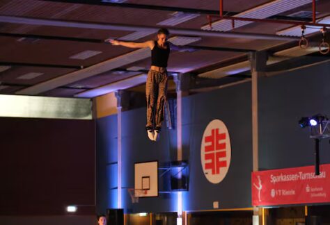 LR2BEBAJLZAXFHENXA6H4J2NG4