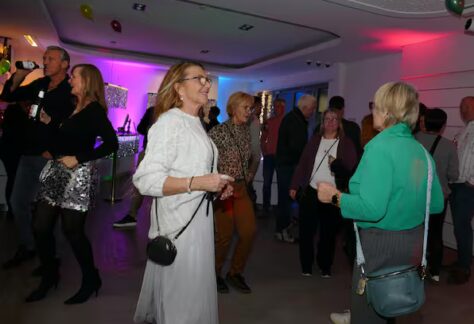 ZVEMHKRS45B5ZCMU7AY2SHJWYQ